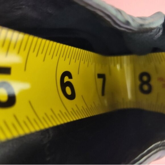 Tory Burch Black and Gold Flats with Iconic Logo - Picture 10 of 11